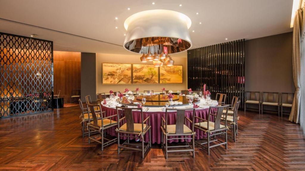 Maison New Century Hotel Dongguan Dongguan  Exteriör bild
