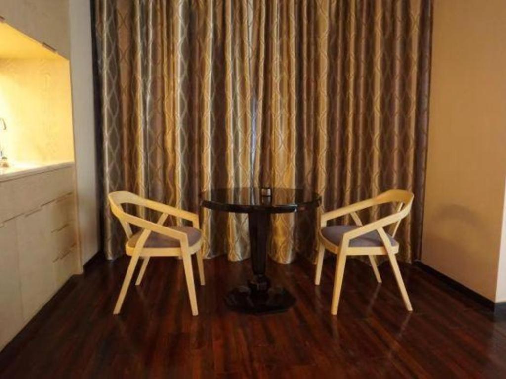 Maison New Century Hotel Dongguan Dongguan  Exteriör bild