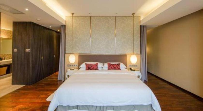 Maison New Century Hotel Dongguan Dongguan  Exteriör bild