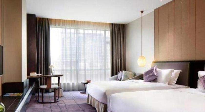 Maison New Century Hotel Dongguan Dongguan  Exteriör bild